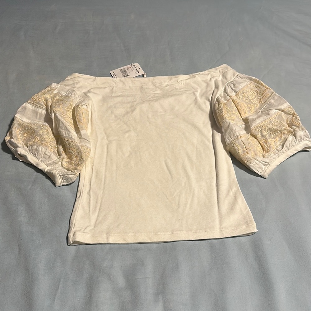 Free People Boho flowy top. Size XS